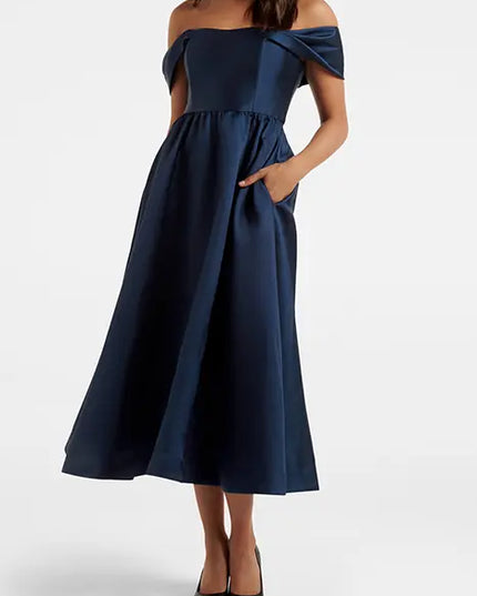 Vestido de fiesta EMILIA con hombros descubiertos azul marino