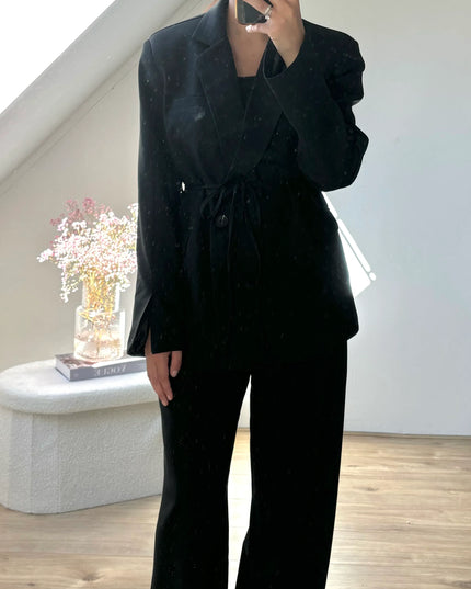 Serra black blazer