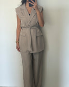 Taupe