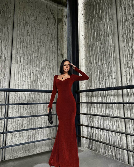 MAXI DRESS MADE OF SUBTLE GLITTER FABRIC